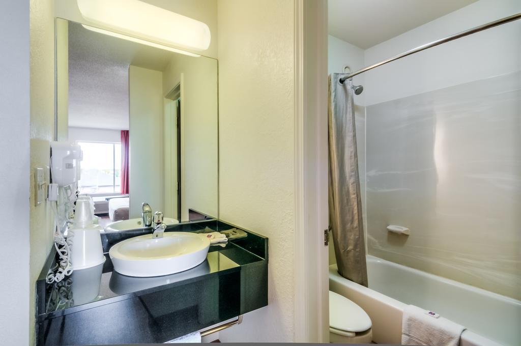 Motel 6 Normal Værelse billede
