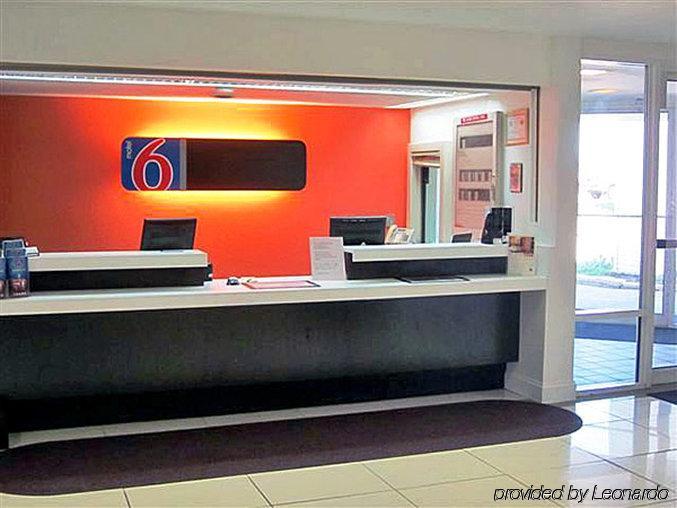 Motel 6 Normal Eksteriør billede